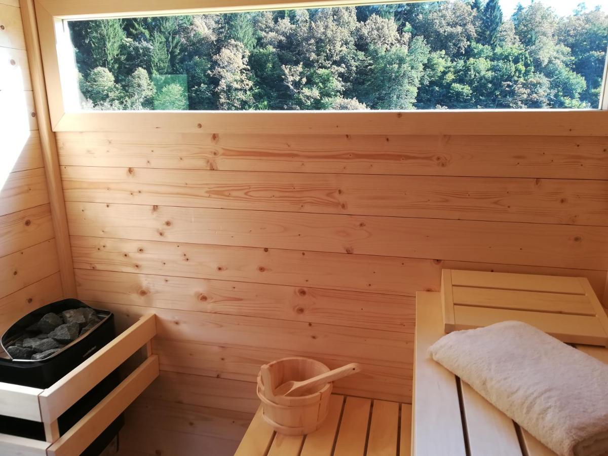 Lahinja&Kolpa river apartments Metlika Bagian luar foto